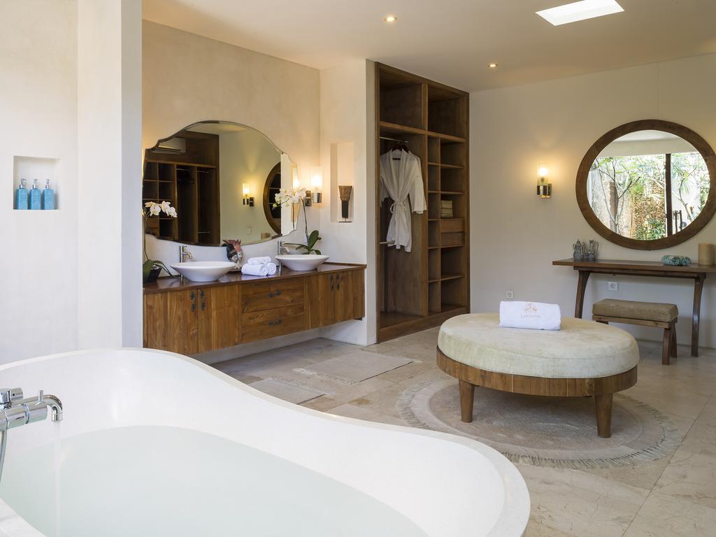 Lataliana Villas Seminyak  Room photo