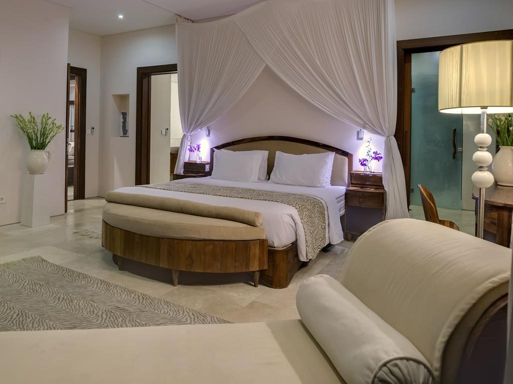 Lataliana Villas Seminyak  Room photo